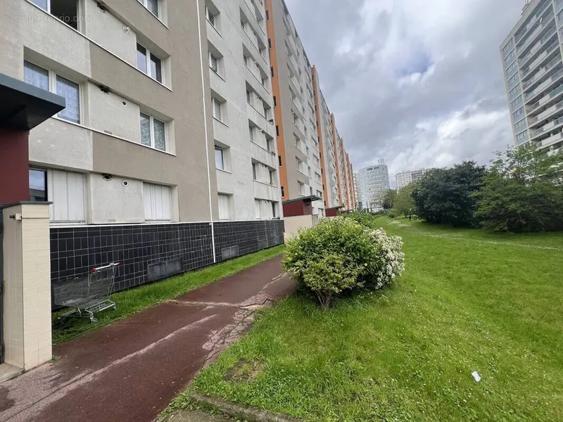 Photo Appartement à Vitry-Sur-Seine au prix de 280 000€