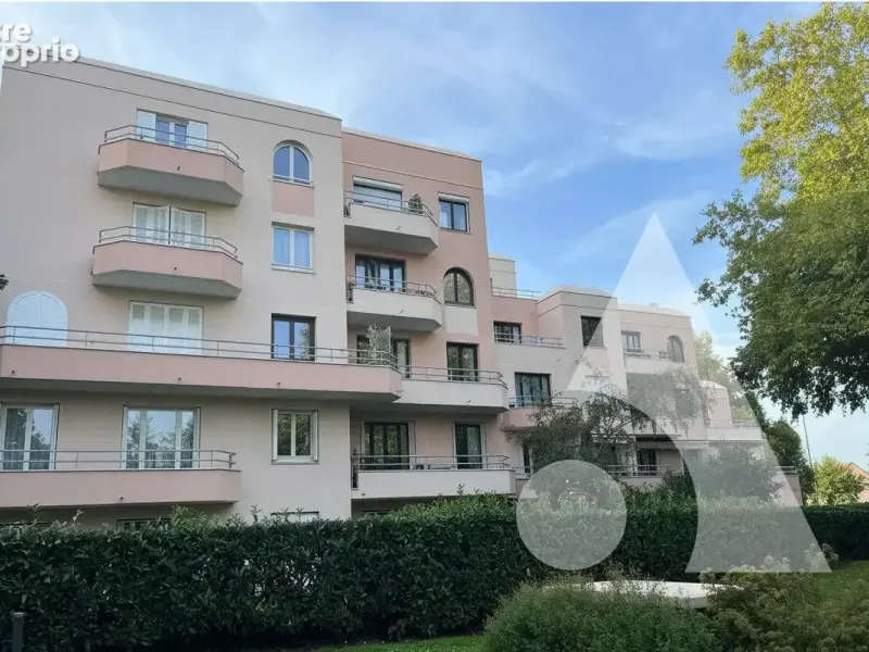 Photo Appartement à Evry au prix de 165 000€