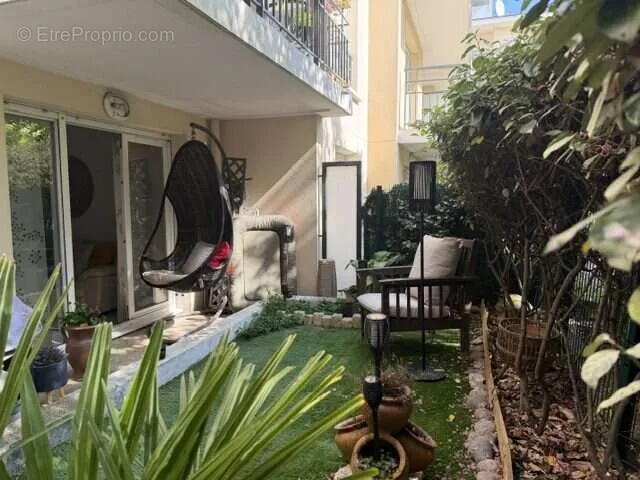 Photo Appartement à Le Blanc-Mesnil au prix de 237 000€