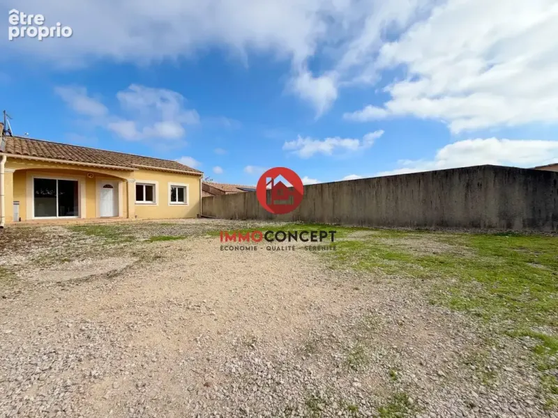 Photo Maison à Saint-Genies-De-Comolas au prix de 230 000€