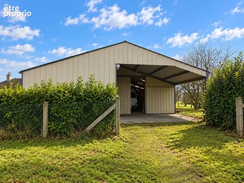 Photo Terrain à Melleray au prix de 49 500€