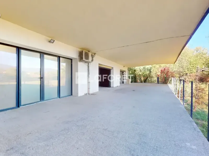 Photo Commerce à Marcilly-D'azergues au prix de 297 000€