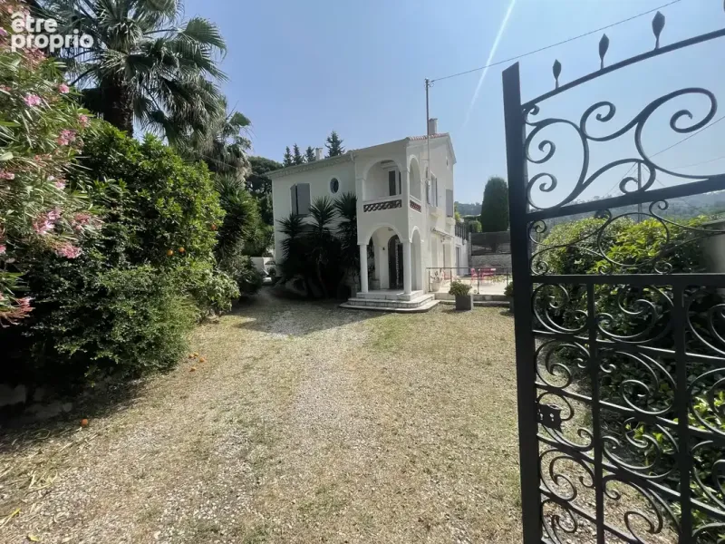 Photo Maison à Cannes au prix de 890 000€
