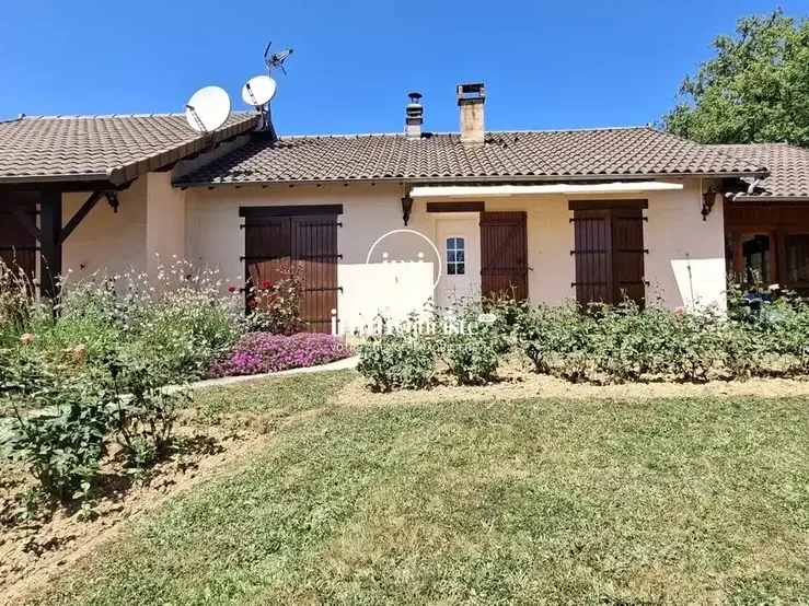 Photo Maison à Etagnac au prix de 199 000€
