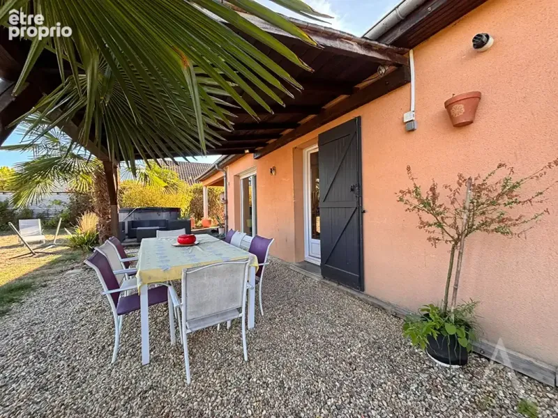 Photo Maison à Saint-Doulchard au prix de 295 000€