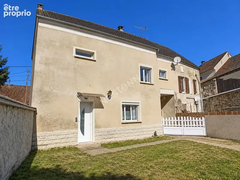 Photo Maison à Bellefontaine au prix de 320 000€
