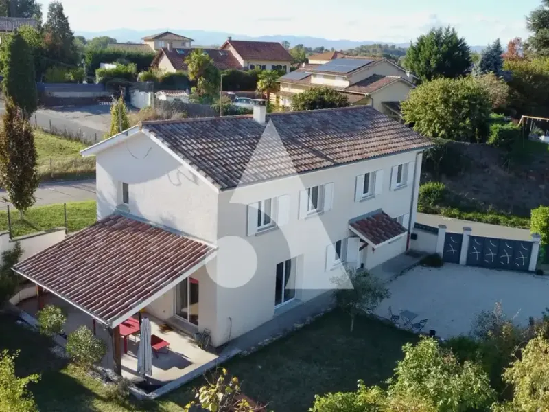 Photo Maison à Miserieux au prix de 455 000€