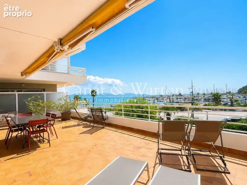 Photo Appartement à Cavalaire-Sur-Mer au prix de 420 000€