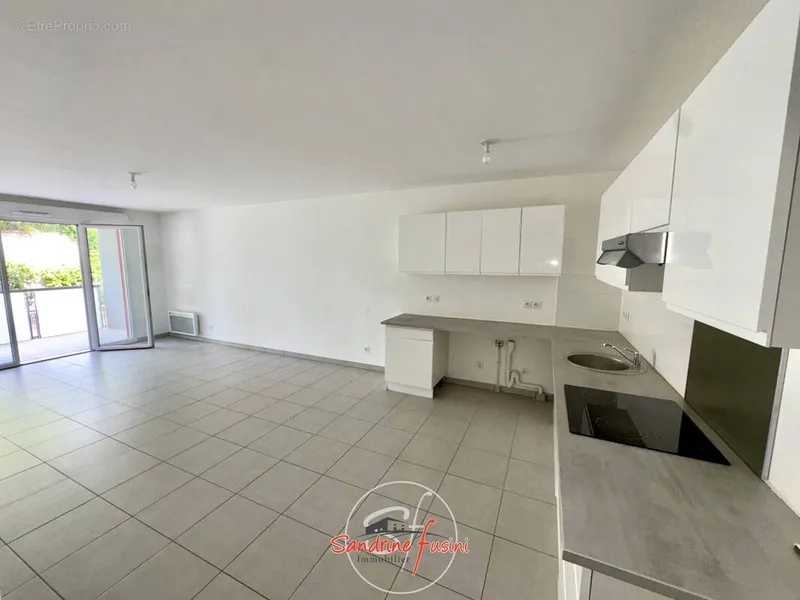 Photo Appartement à Carros au prix de 312 000€