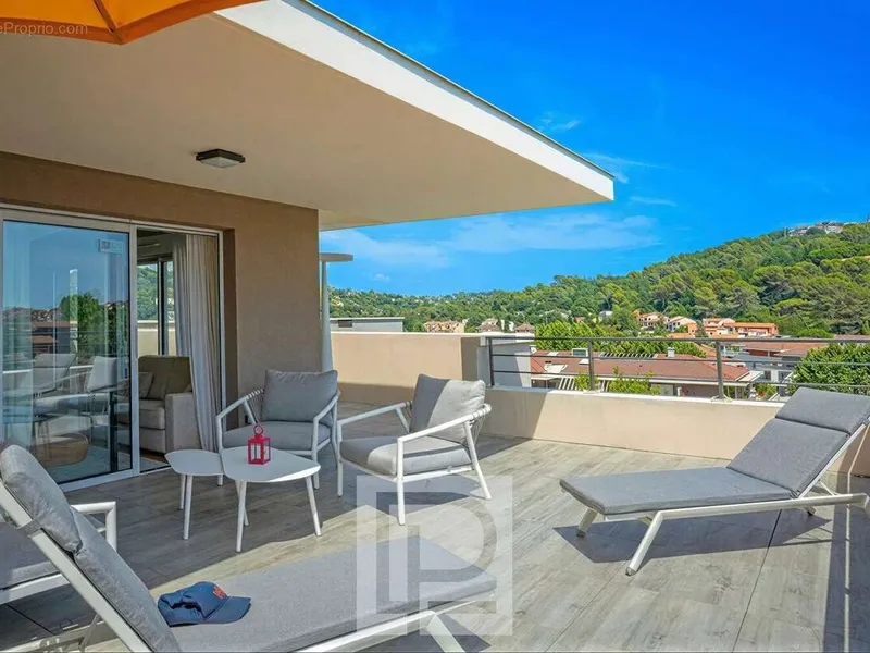 Photo Appartement à Mougins au prix de 998 000€