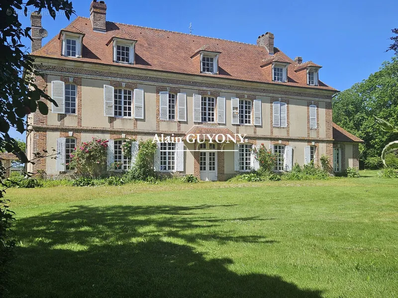 Photo Autres à Cormeilles au prix de 790 000€