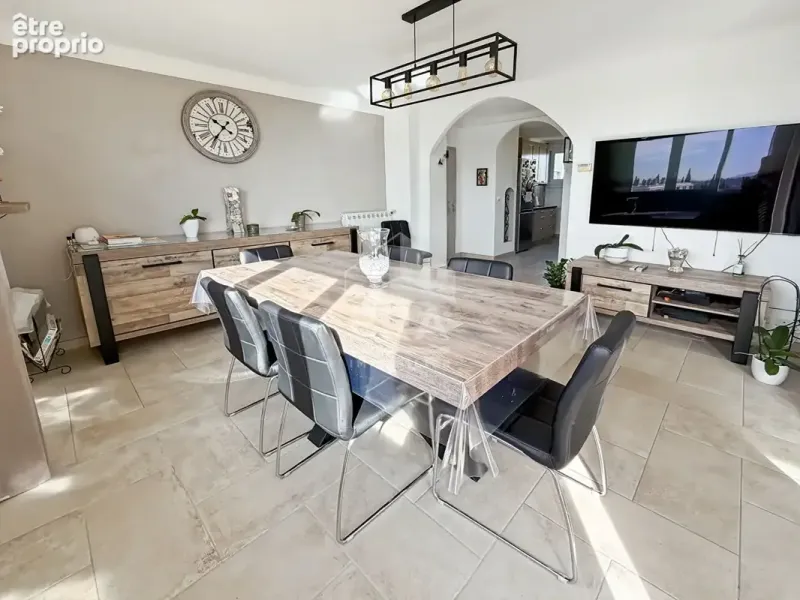 Photo Appartement à Les Pennes-Mirabeau au prix de 234 900€