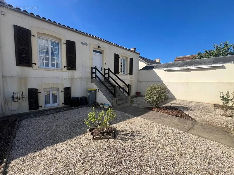Photo Maison à Jard-Sur-Mer au prix de 234 000€