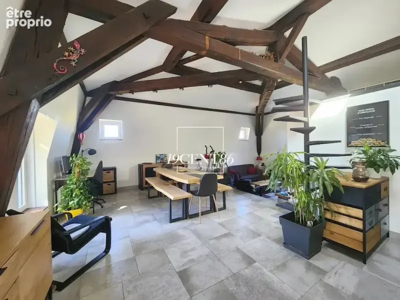 Photo Appartement à Trevoux au prix de 199 000€