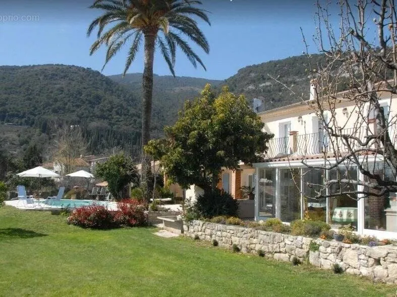 Photo Maison à Tourrettes-Sur-Loup au prix de 770 000€