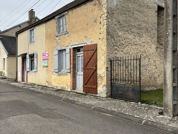 Photo Maison à Sainte-Colombe-Sur-Seine au prix de 75 000€