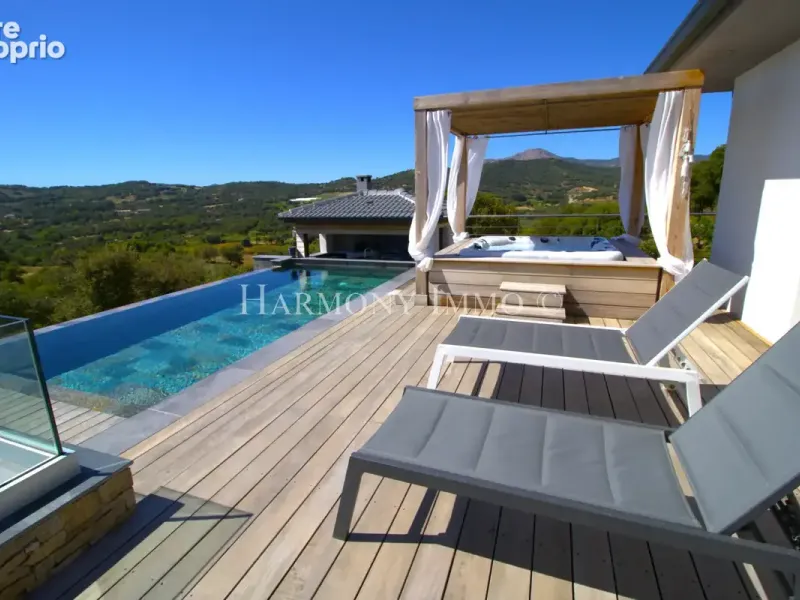 Photo Maison à Cargese au prix de 1 370 000€