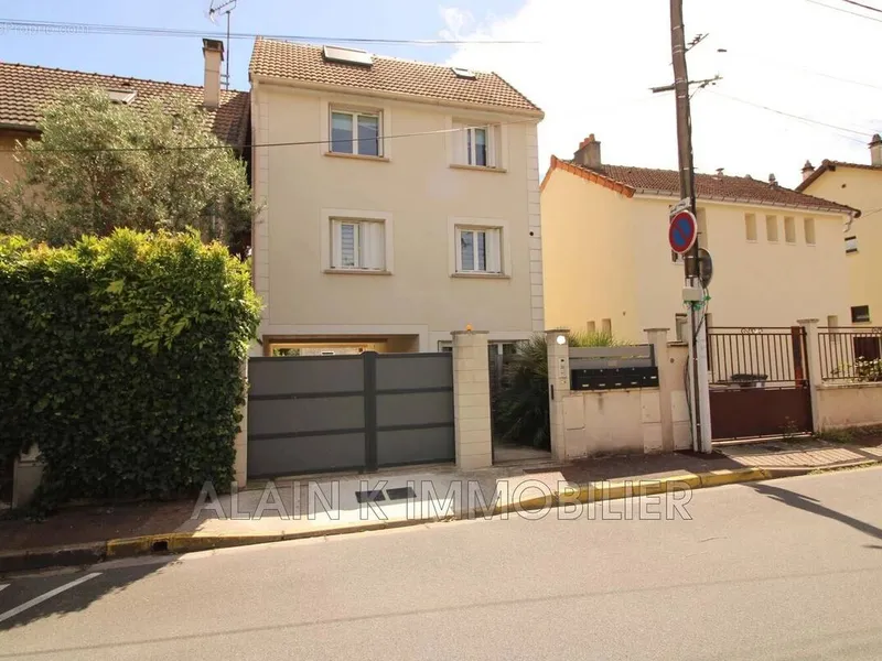 Photo Appartement à Chilly-Mazarin au prix de 492 000€