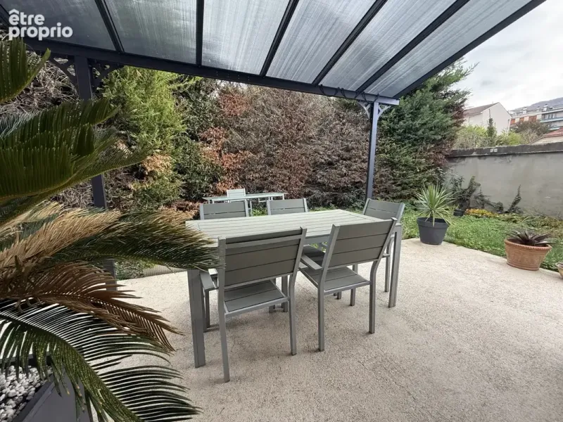 Photo Maison à Fontaine au prix de 379 500€