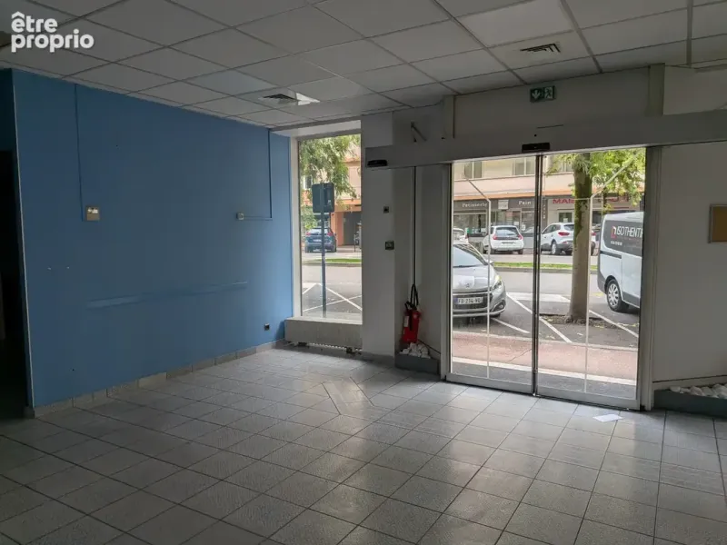 Photo Commerce à Aix-Les-Bains au prix de 374 000€