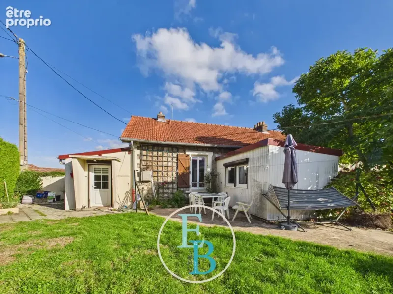 Photo Maison à Potigny au prix de 86 400€