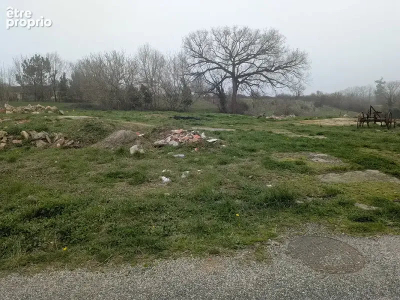 Photo Terrain à Montfa au prix de 19 000€