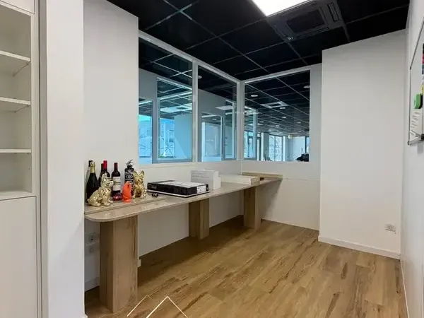 Photo Commerce à Crolles au prix de 250 000€