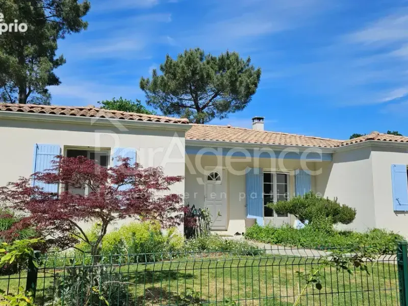 Photo Maison à Chaillevette au prix de 344 800€