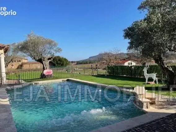 Photo Maison à Le Muy au prix de 699 000€