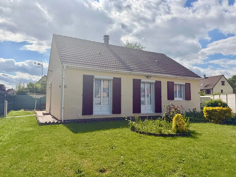 Photo Maison à Breteuil au prix de 178 000€