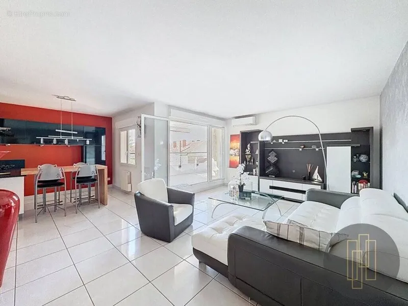 Photo Appartement à Villefranche-Sur-Saone au prix de 350 000€