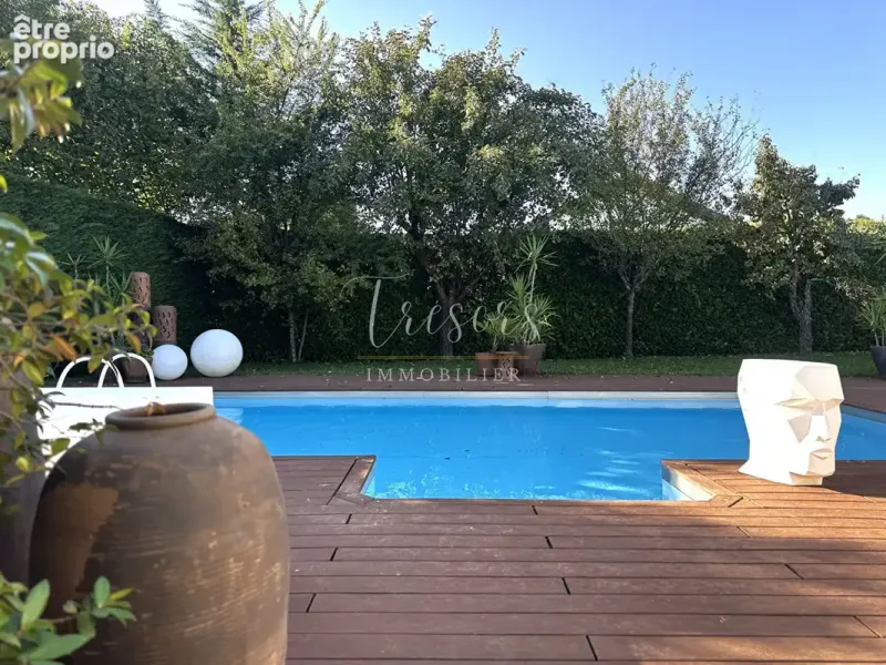 Photo Maison à Poisy au prix de 870 000€