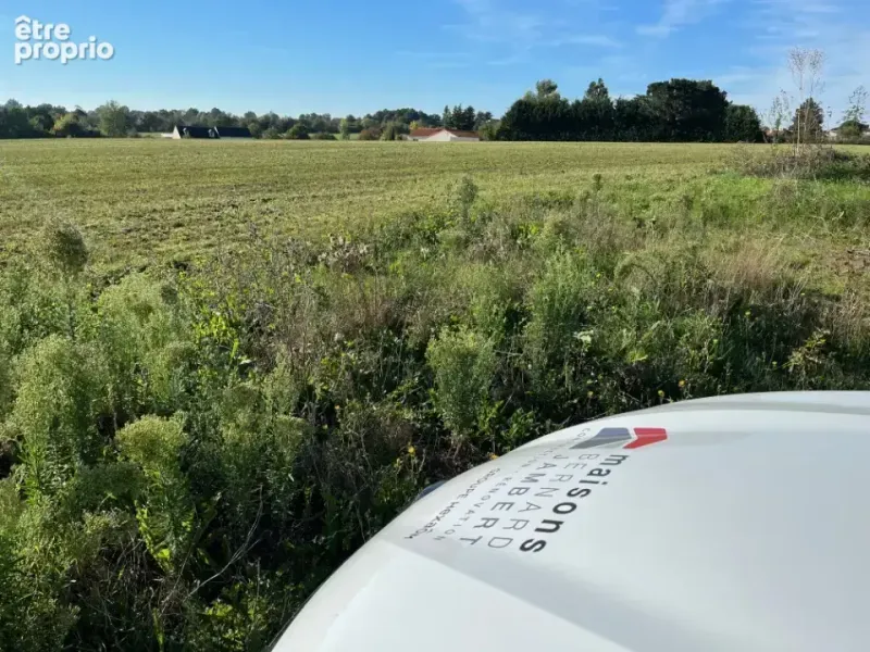 Photo Terrain à Beaulieu-Sur-Layon au prix de 53 500€