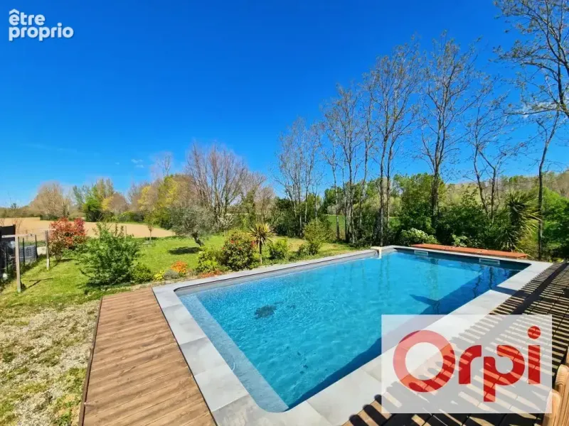 Photo Maison à Grenade au prix de 325 500€