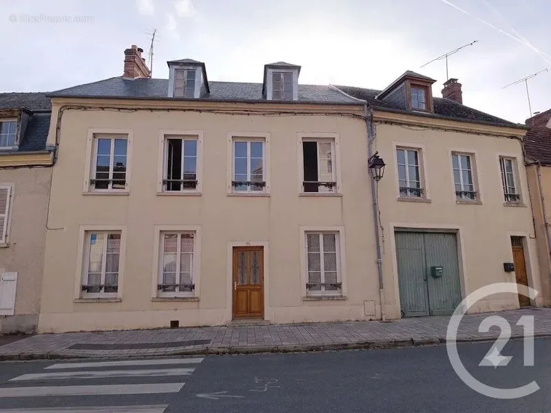 Photo Maison à Acy-En-Multien au prix de 389 000€