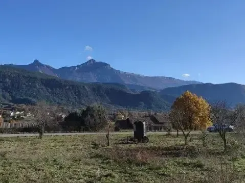 Photo Terrain à Le Brusquet au prix de 95 000€