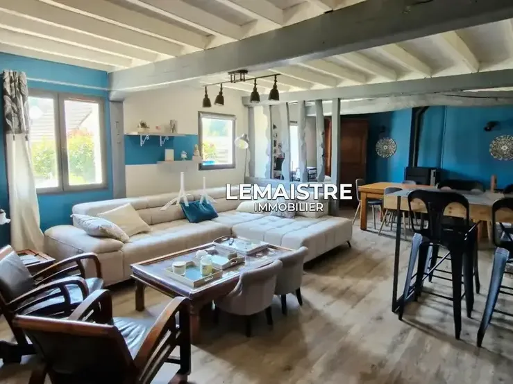 Photo Maison à Routes au prix de 205 000€