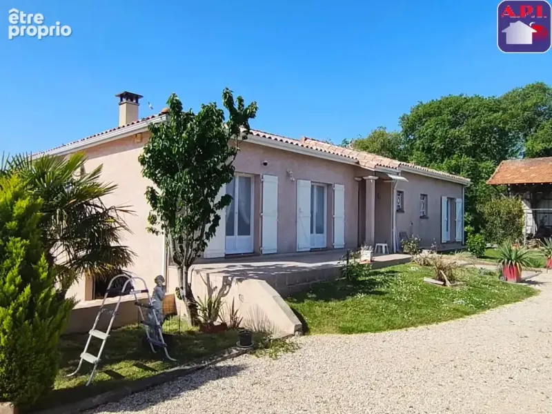 Photo Maison à Castelnau-Picampeau au prix de 345 000€