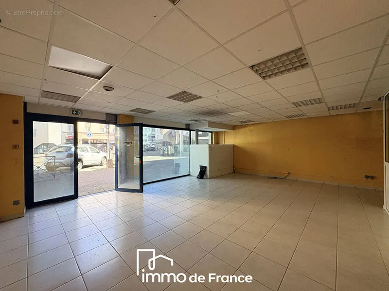 Photo Commerce à Rodez au prix de 220 000€