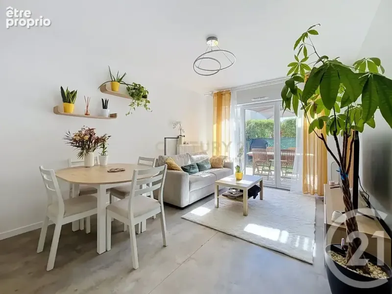 Photo Appartement à L'isle-D'abeau au prix de 232 000€