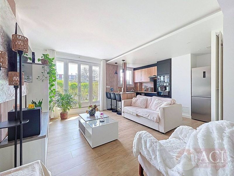 Photo Appartement à Deuil-La-Barre au prix de 248 000€