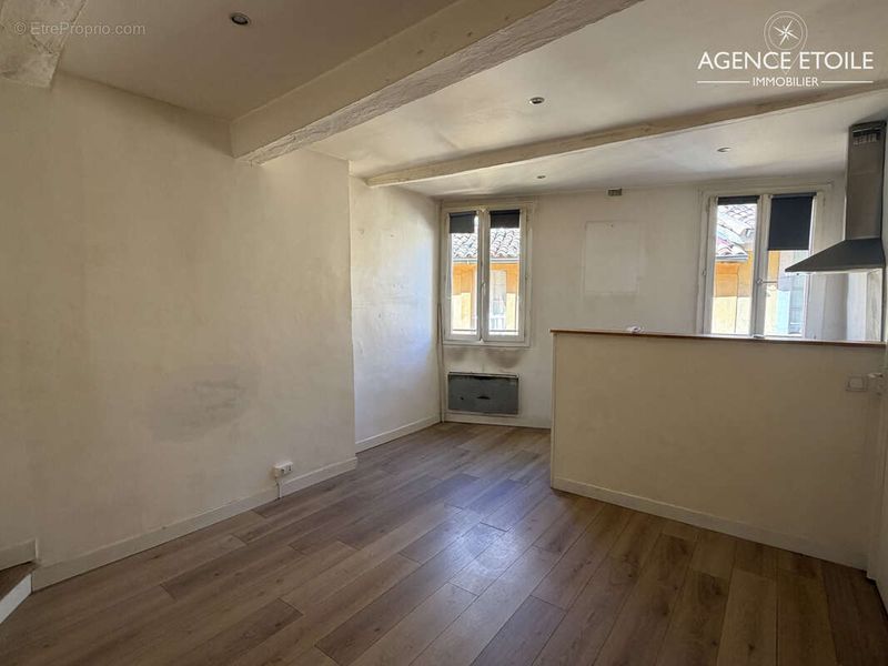 Photo Appartement à Aix-En-Provence au prix de 190 000€