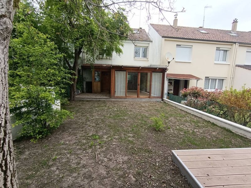 Photo Maison à Bures-Sur-Yvette au prix de 370 000€