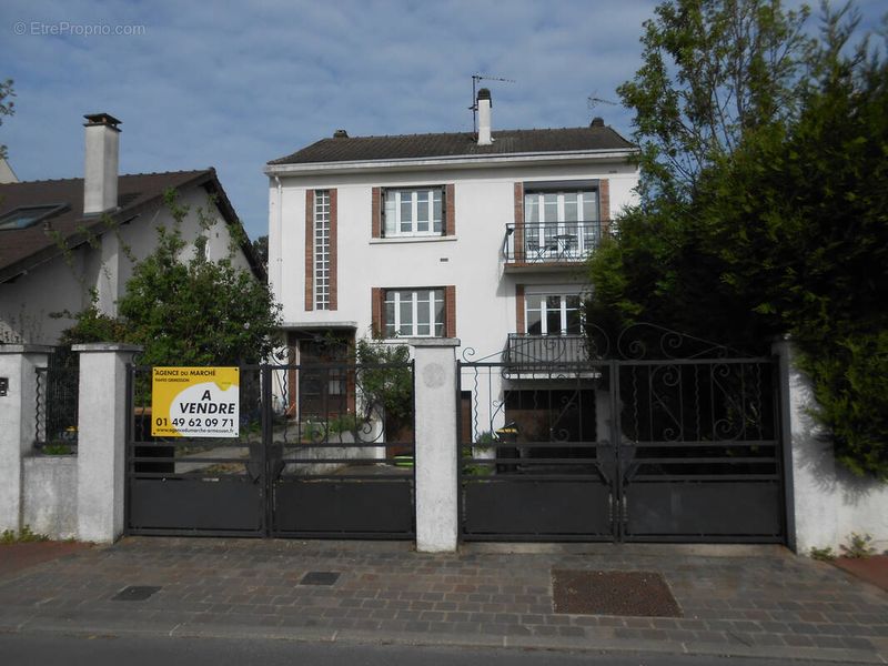 Photo Appartement à Ormesson-Sur-Marne au prix de 250 000€