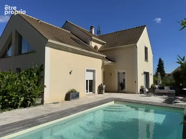 Photo Maison à Medan au prix de 795 000€
