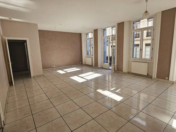 Photo Appartement à Saint-Etienne au prix de 149 000€