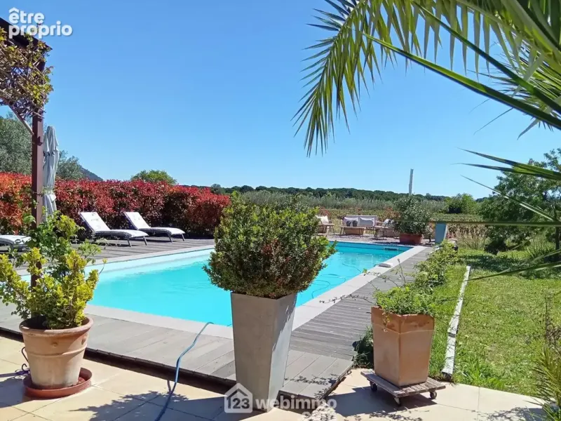 Photo Maison à Le Cannet-Des-Maures au prix de 622 000€