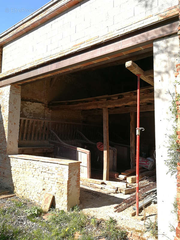 Maison à SAINT-SULPICE-SUR-LEZE