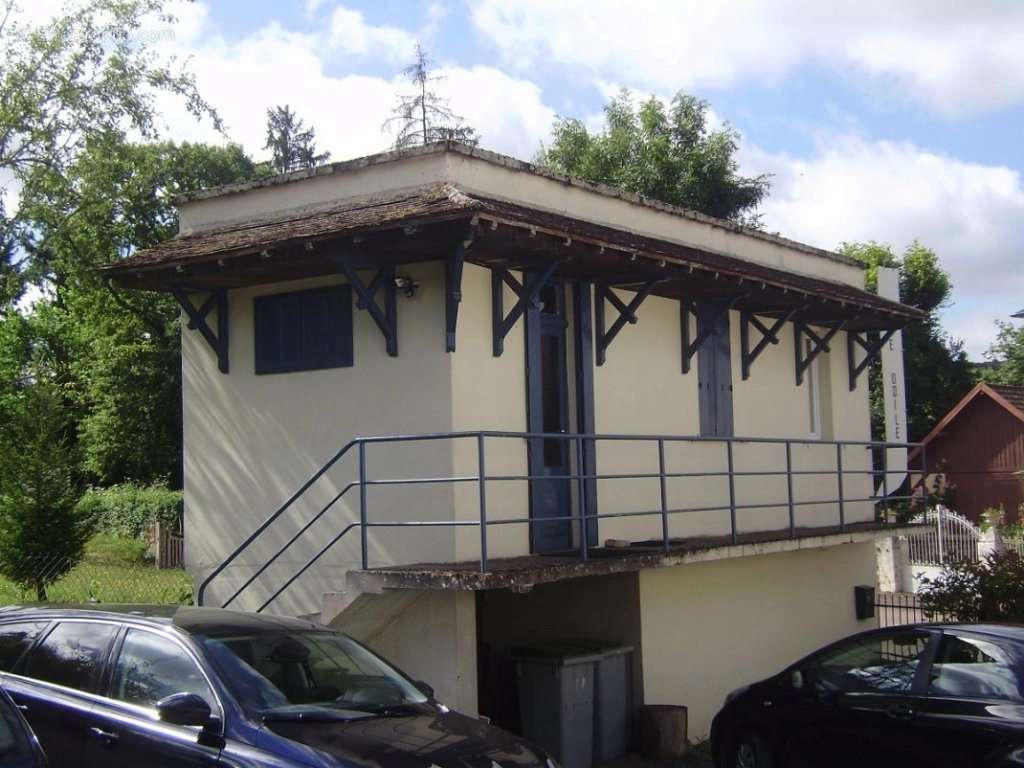 Maison à SAINT-HONORE-LES-BAINS