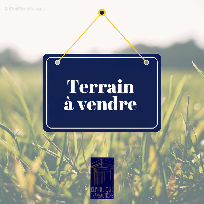 Terrain à BLIGNY-SUR-OUCHE